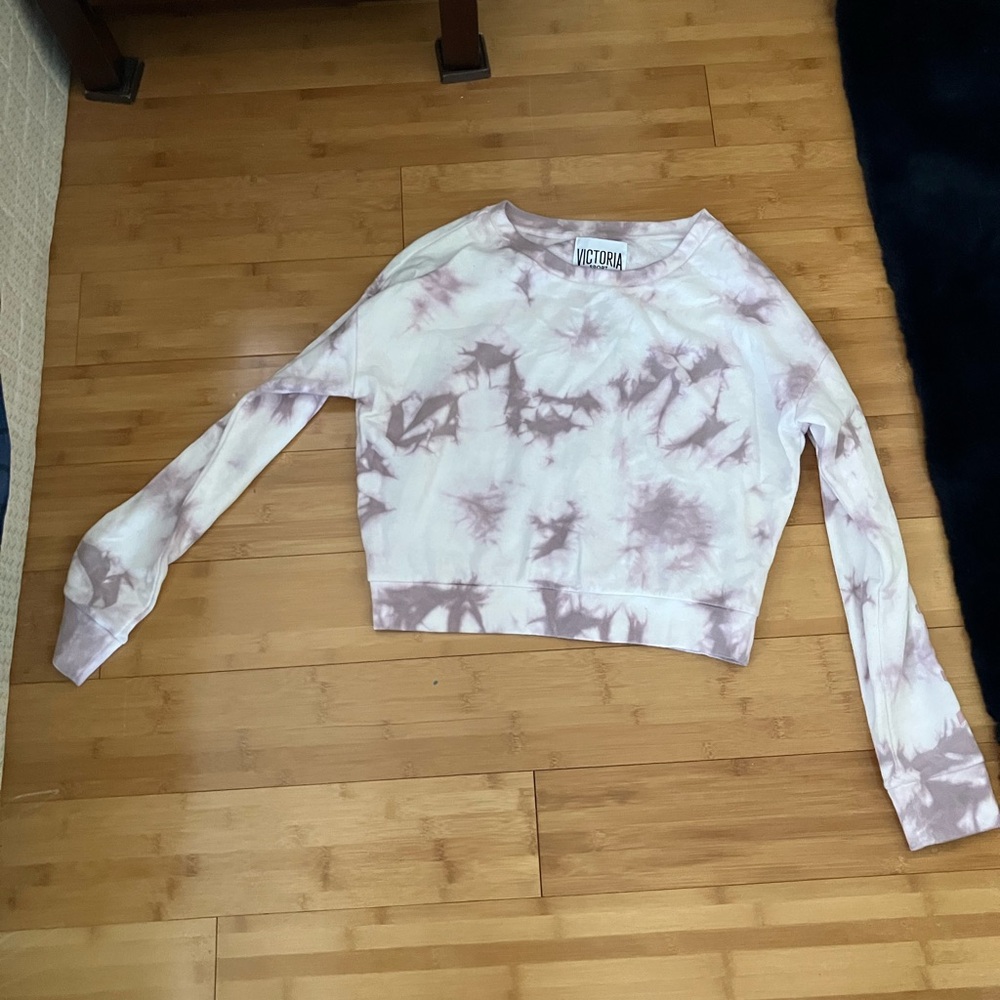 Victoria’s Secret Sport Long Sleeve Crop Top